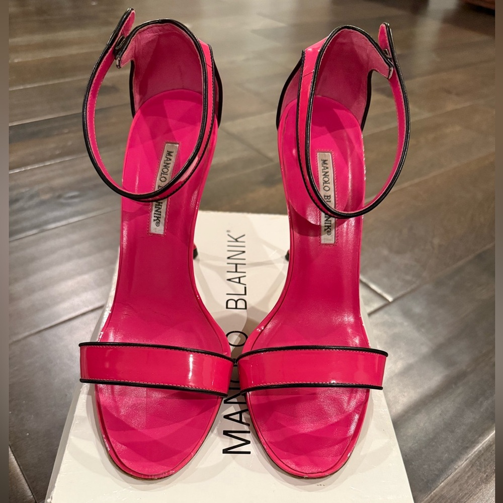 100% AUTHENTIC HOT PINK MANOLO BLAHNIK HEELS 41.5 ORIGINAL BOX